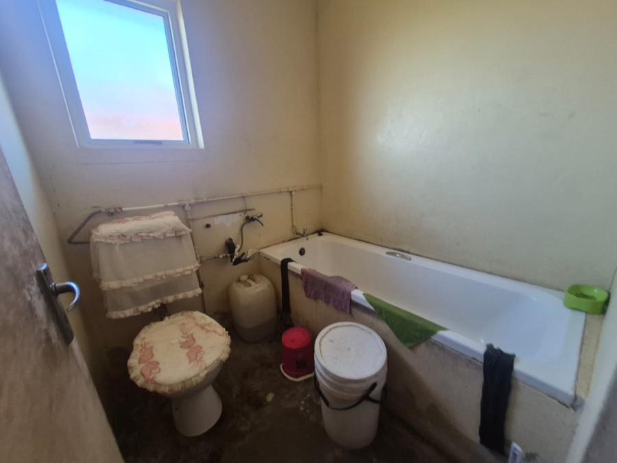 2 Bedroom Property for Sale in Bethelsdorp Eastern Cape